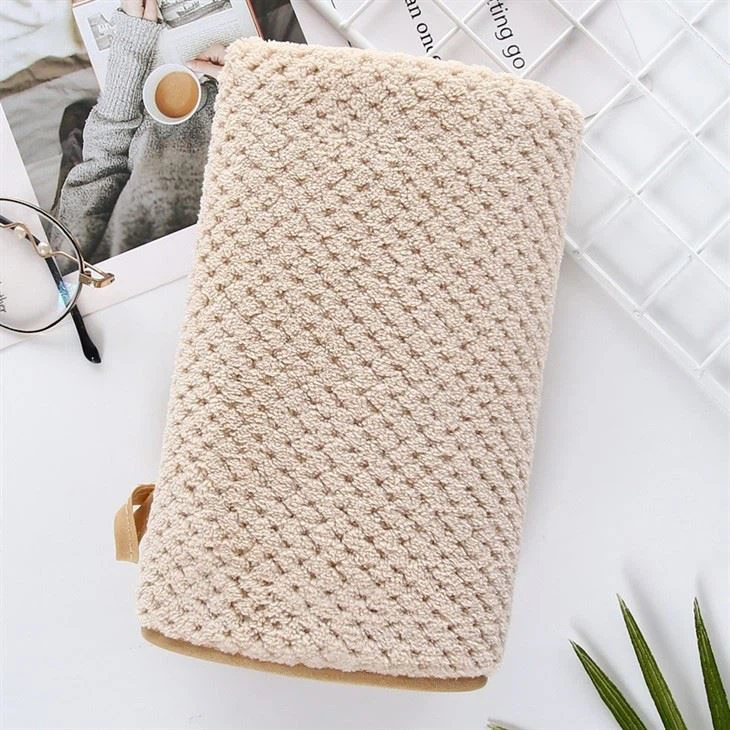 Wholesale Warp Knitted Coral Velvet Fine Strip Towel Absorbent Quick Drying Household Hook Face Towel Hand Towel Face Towel
